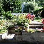 Logis Restaurant Les Carillons 2* Cransac