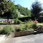 Hotel Logis Restaurant Les Carillons