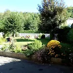 Hotel Logis Restaurant Les Carillons 2*