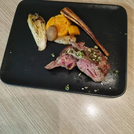 Logis Restaurant Les Carillons ホテル 2*
