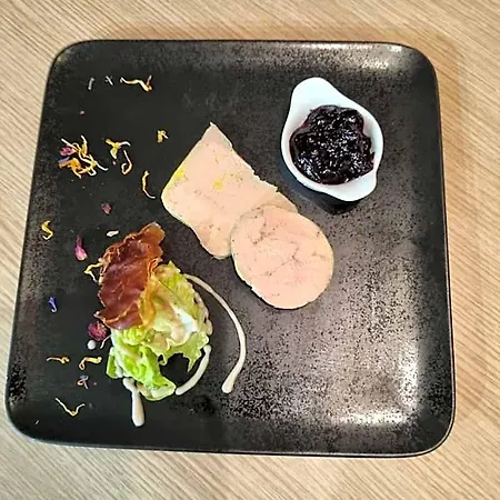 ホテル Logis Restaurant Les Carillons Cransac