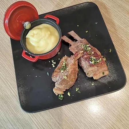 Logis Restaurant Les Carillons 2* Cransac