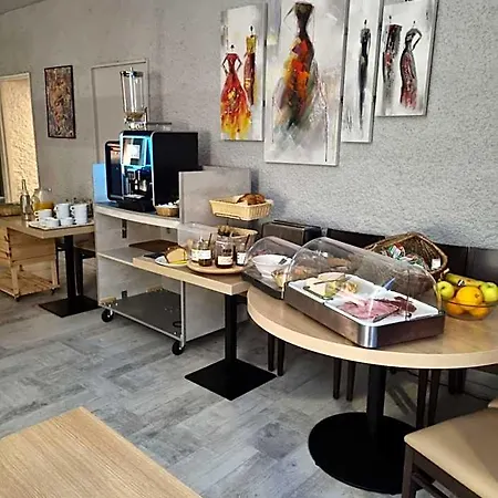 Logis Restaurant Les Carillons
