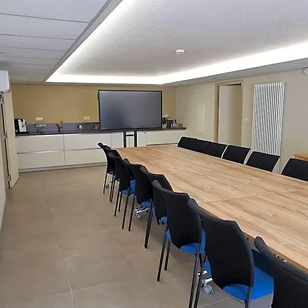 Logis Restaurant Les Carillons 2* Cransac