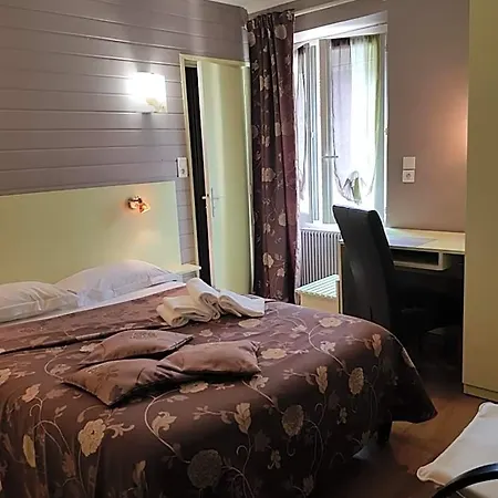 Logis Restaurant Les Carillons Hotel