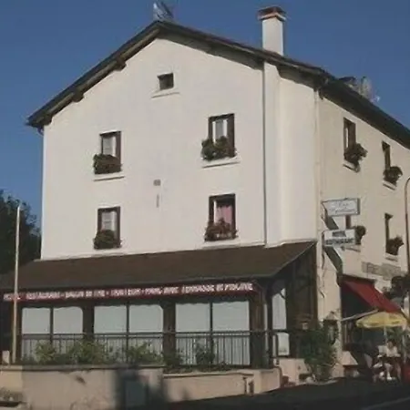 Hotel Logis Restaurant Les Carillons 2*