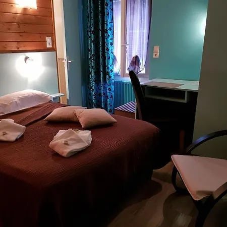 Logis Restaurant Les Carillons Hotel 2*