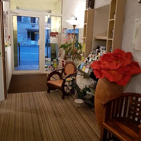莱斯卡瑞诺酒店 Cransac