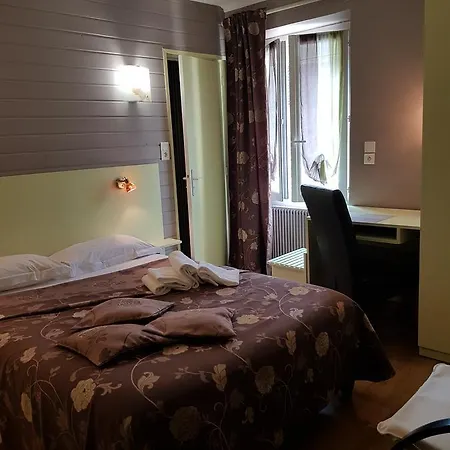 Logis Restaurant Les Carillons 2* Cransac