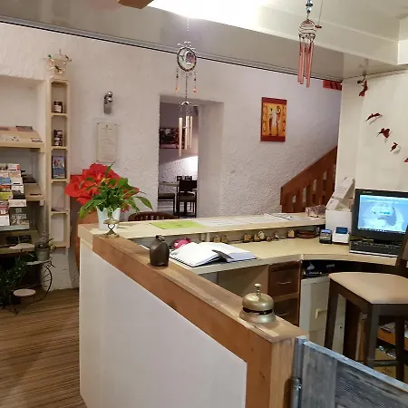 Logis Restaurant Les Carillons Hotel 2*