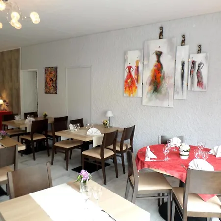 Logis Restaurant Les Carillons